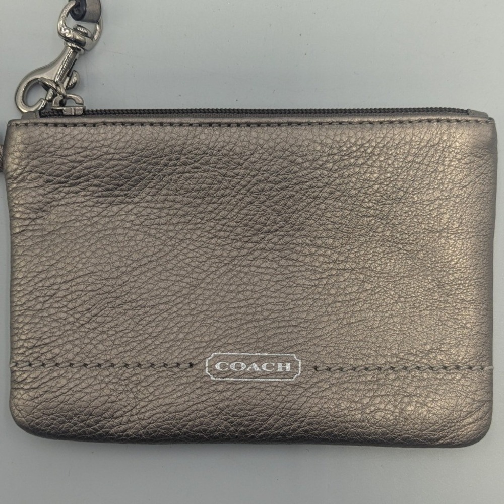 Coach Wristlet Metallic Pewter Pebbled Leather Silver Logo Small - Picture 9 of 9